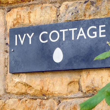 Ivy Cottage Bourton-on-the-Water Exterior photo