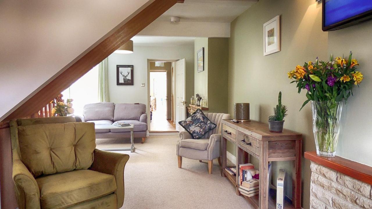 Ivy Cottage Bourton-on-the-Water Exterior photo
